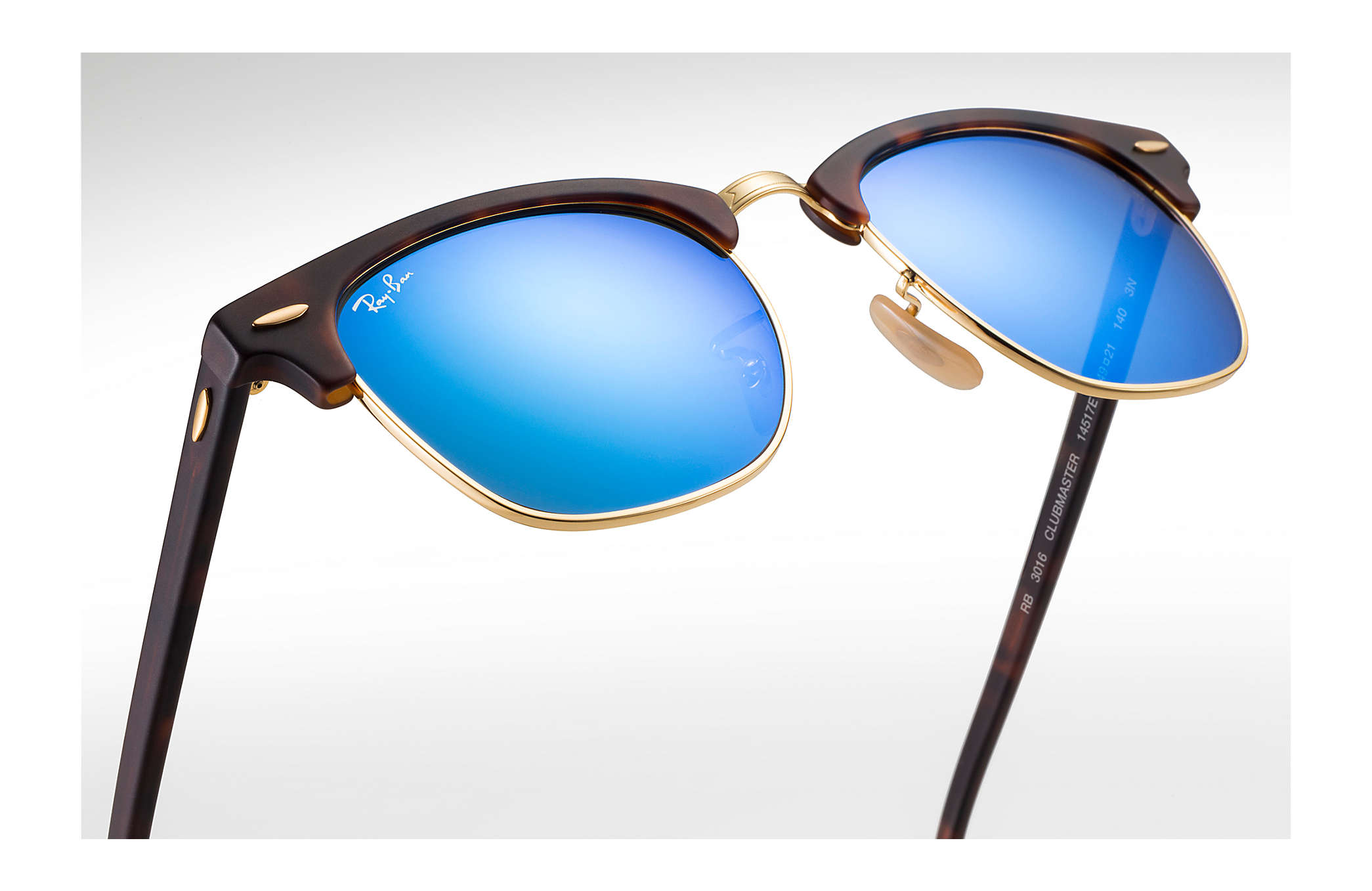 ray ban clubmaster grün flash ray ban clubmaster grün flash