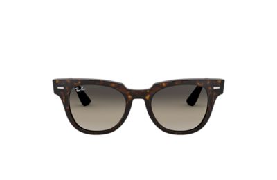 Ray-Ban METEOR CLASSIC Tortoise with Light Grey Gradient lens